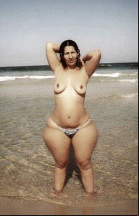 thick mature ass butt wide hips curvy thick mature booty